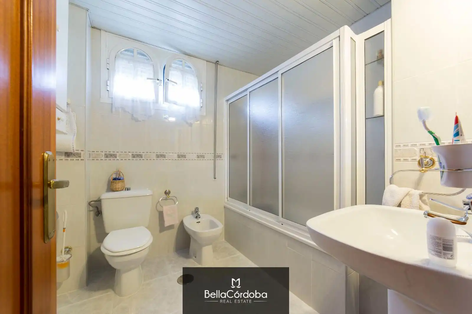 Detached homes for sale in Poniente-Norte - Miralbaida - Parque Azahara