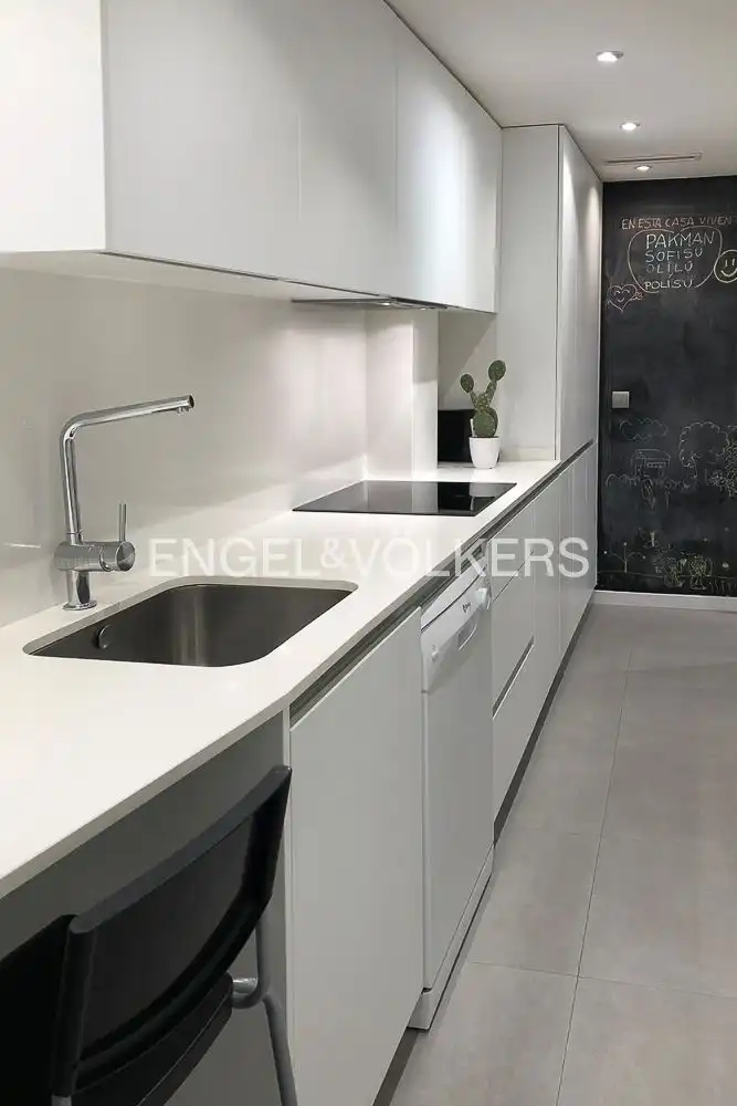 Piso con terraza en alquiler en Ciutat Vella, imagen 18