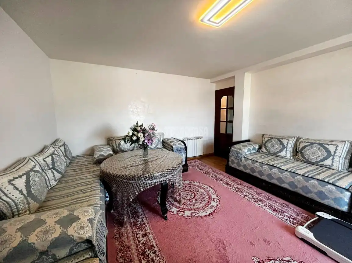 Sala de estar de Piso en venta en Utebo con Calefacción, Parquet y Terraza