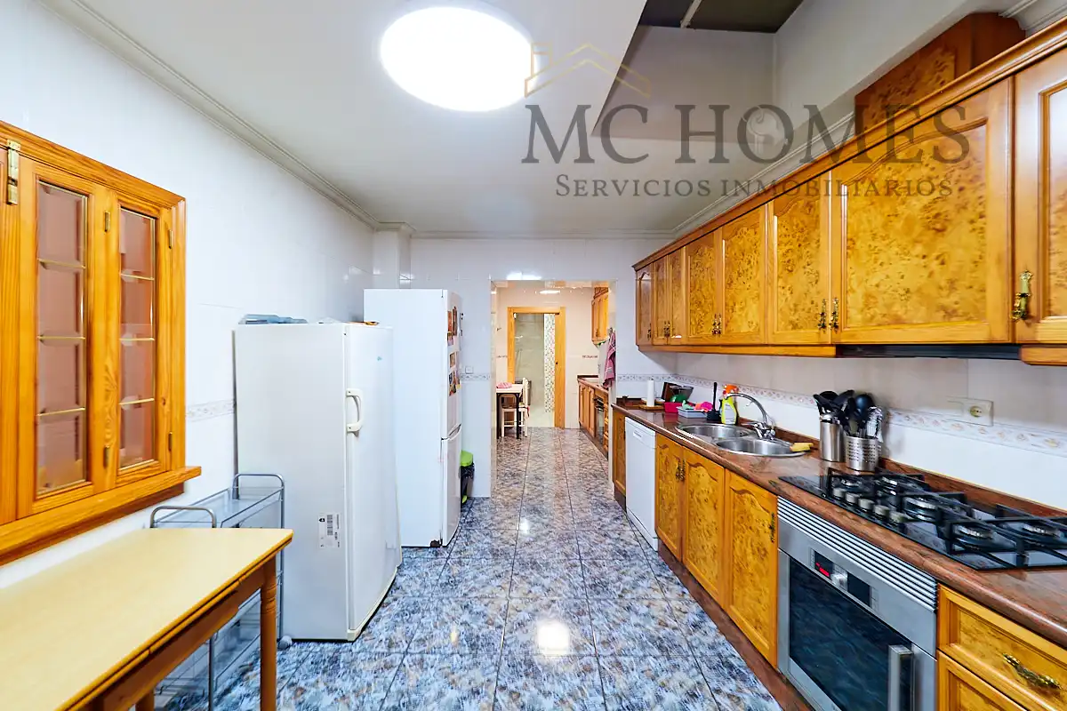 House with terrace for sale in Calle de Atanagildo, imagen 15
