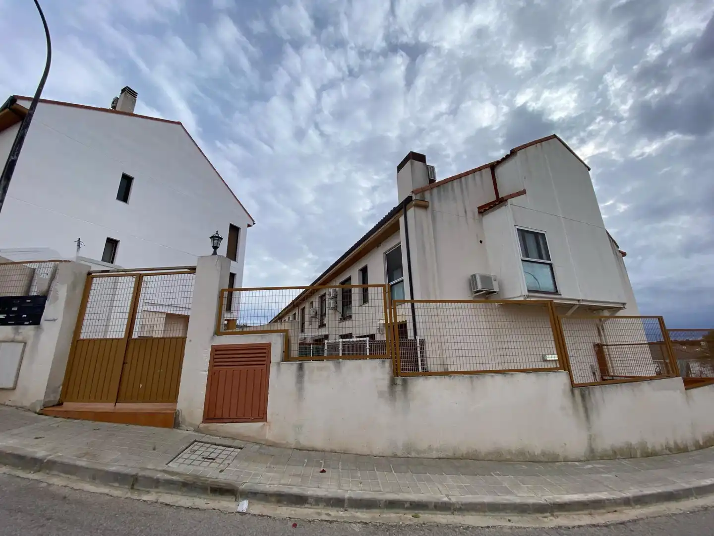 Appartement compact avec piscine à vendre à Corpa, imagen 3