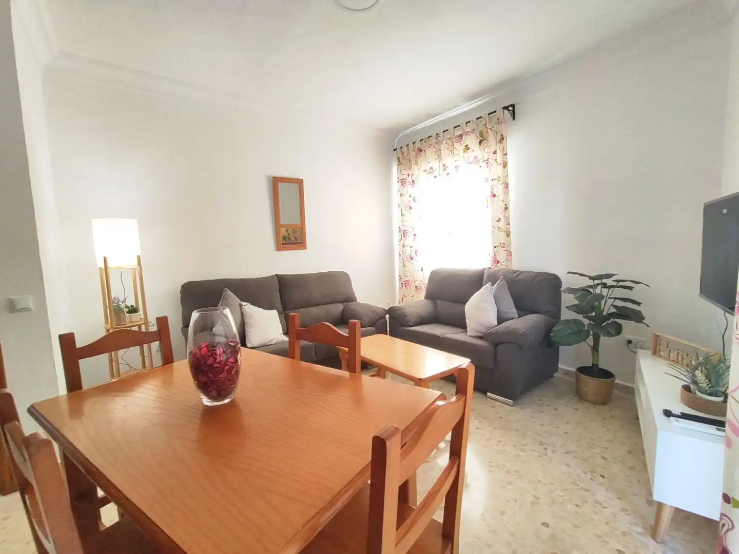 Piso de alquiler en Moguer