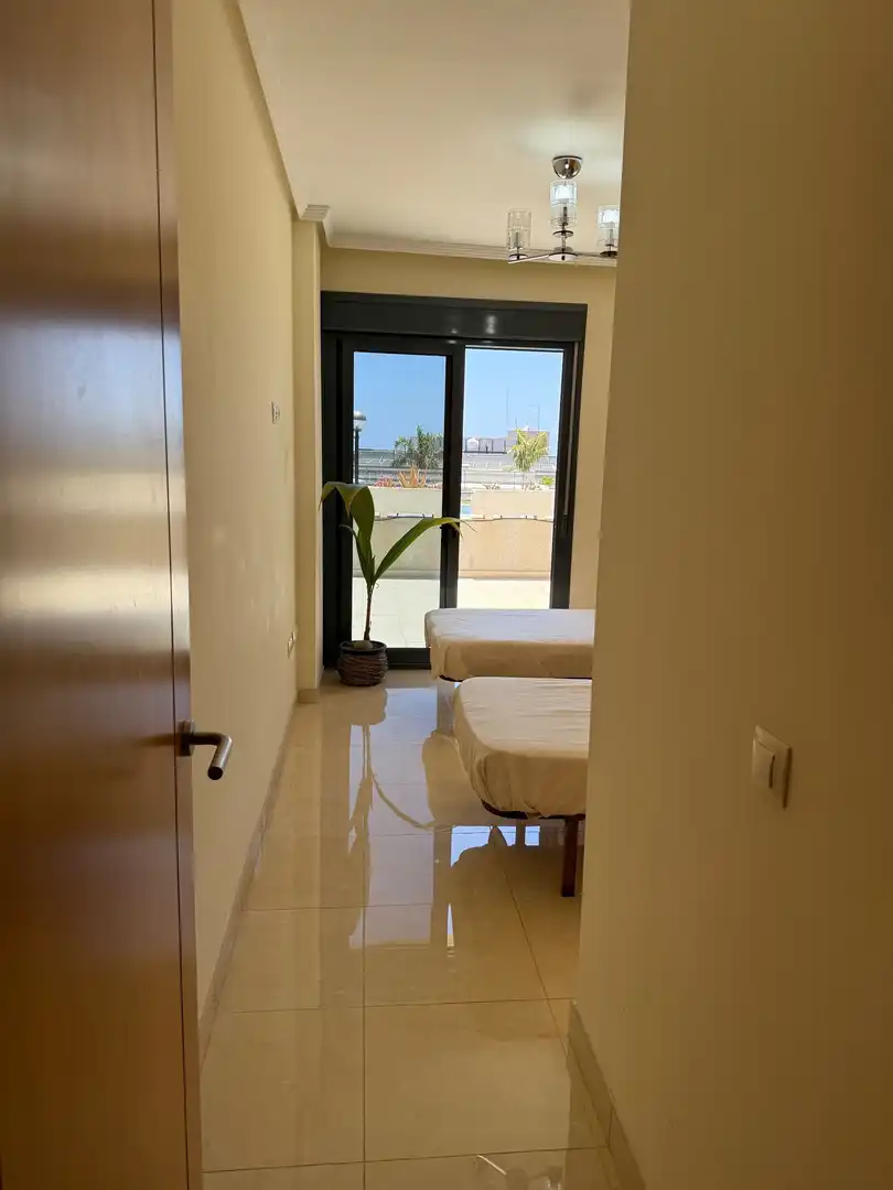 Terrassa de Apartament en venda en Adeje amb Terrassa, Piscina i Moblat