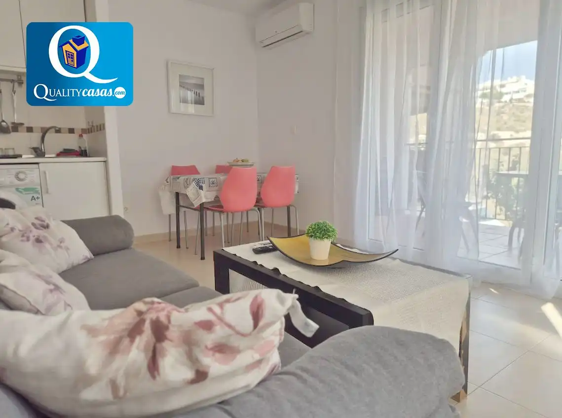 Sala de estar de Piso en venta en Mutxamel con Aire acondicionado, Terraza y Piscina comunitaria