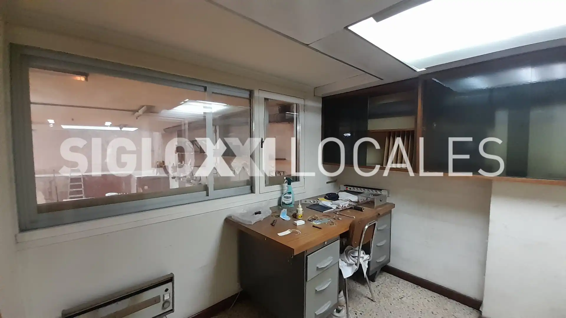 Local en venda a DE VILA I ROSSEL , Horta