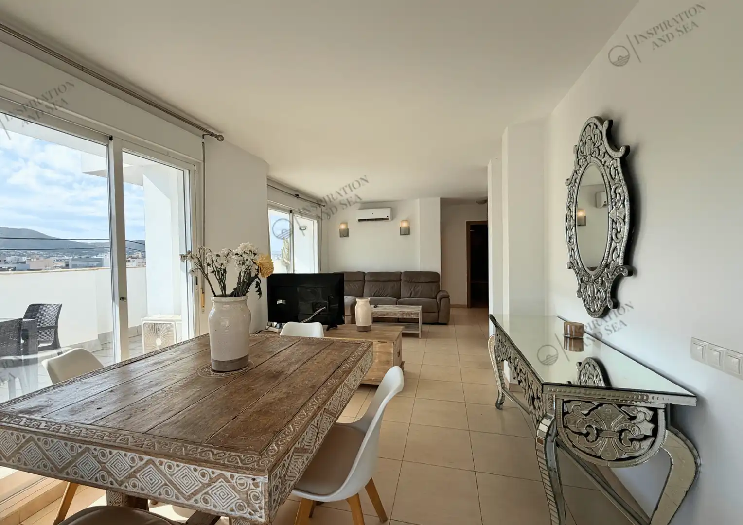 Living room of Flat for sale in Eivissa  with Air Conditioner, Terrace and Furnished