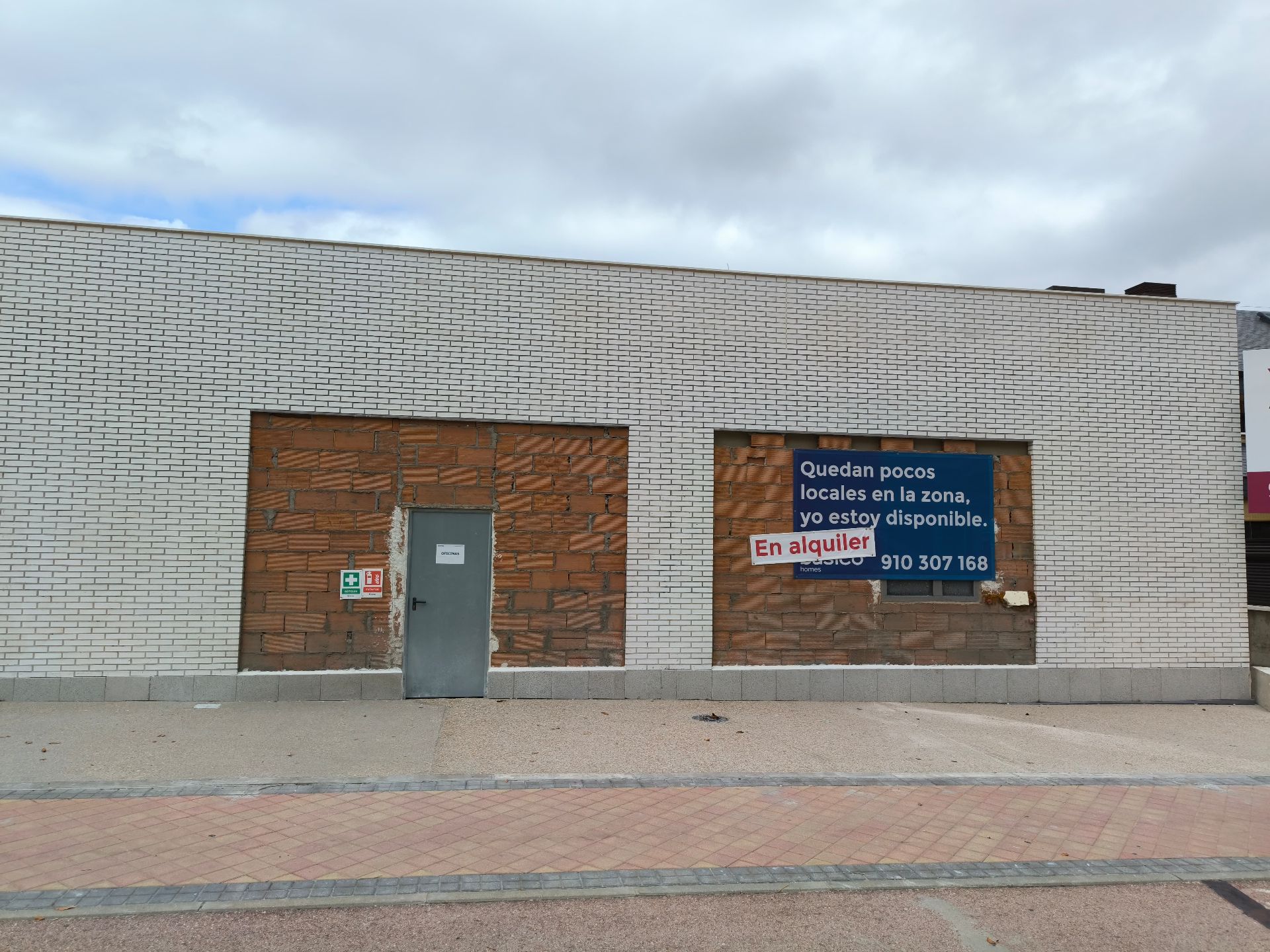 Exterior view of Premises to rent in Tres Cantos