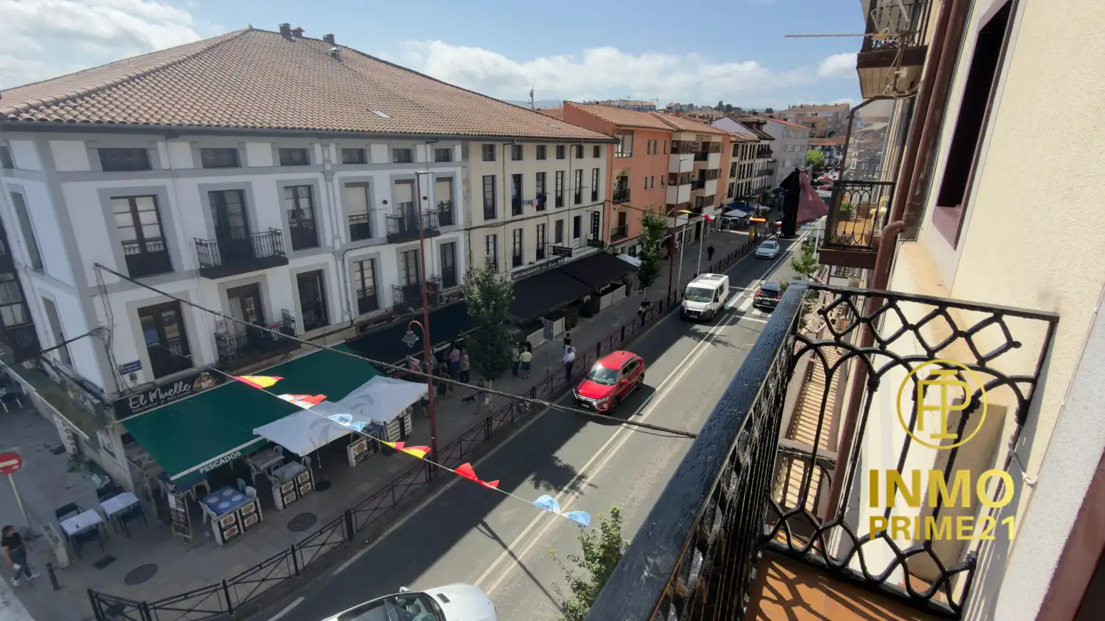 Außenansicht von Wohnung zum Verkauf in San Vicente de la Barquera mit Heizung, Privatgarten und Parkett