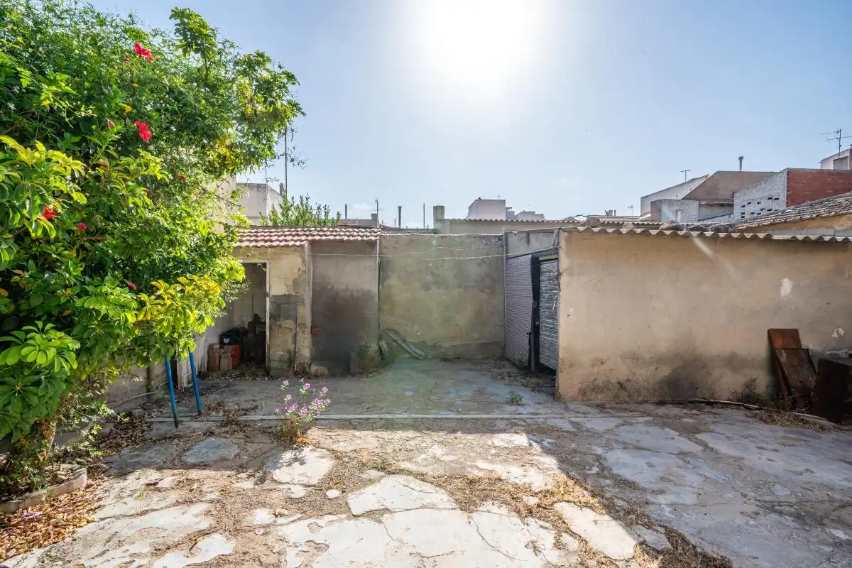 Vista exterior de Casa adosada en venda en Cox amb Calefacció, Jardí privat i Terrassa