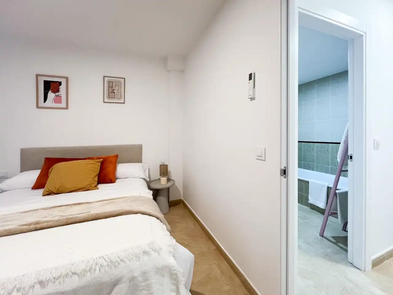 Schlafzimmer von Wohnung zur Miete in Centre - Sant Josep - Sanfeliu