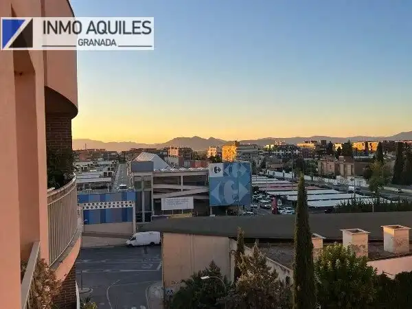 Ático de alquiler en Barrio de Zaidín