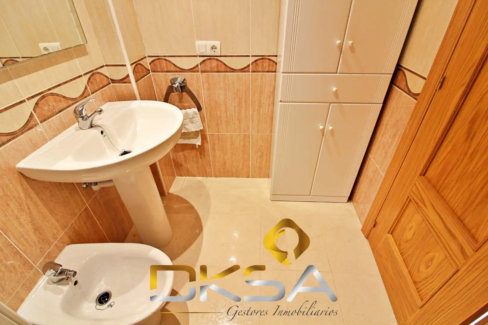 Apartment with pool for sale in Calle AMPLARIES, imagen 33