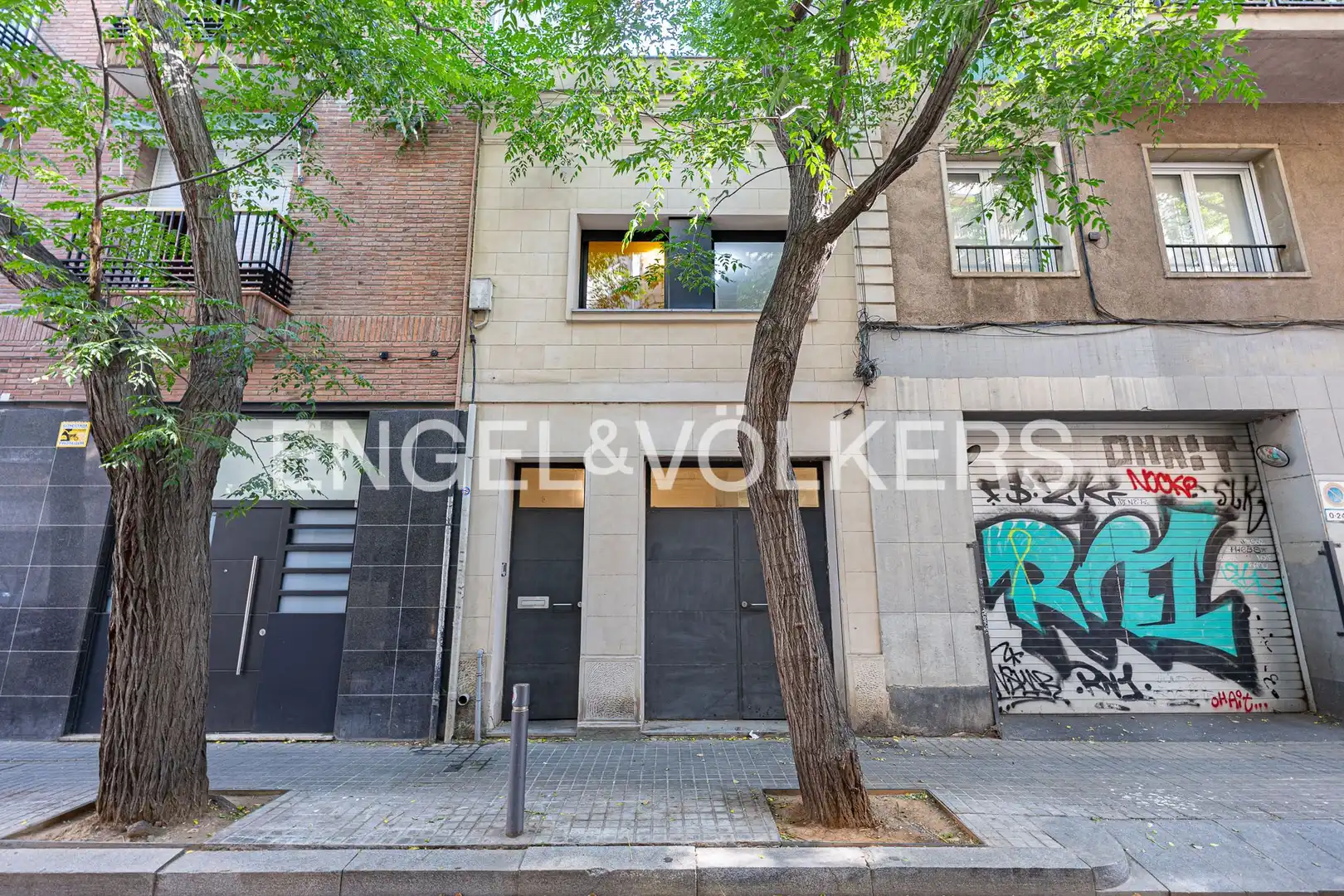 Exterior view of Houses for sale in Barcelona  with Heating and Private garden