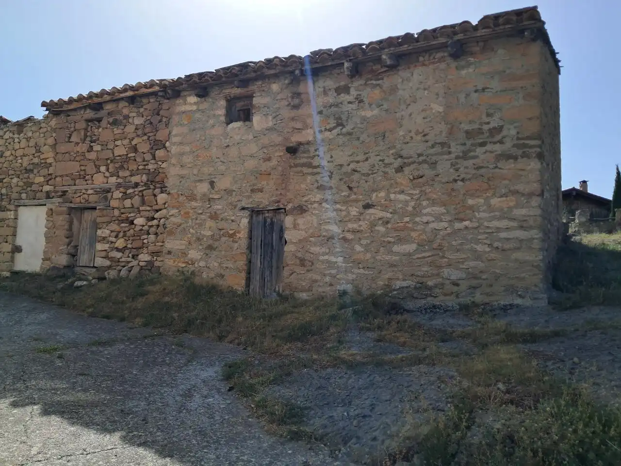 Vista exterior de Finca rústica en venda en El Castellar amb Calefacció i Jardí privat