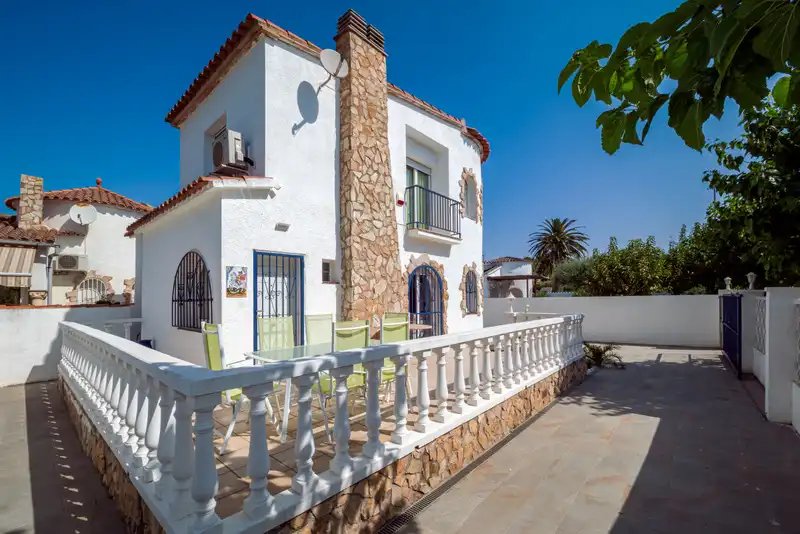 Exterior view of Flat for sale in Empuriabrava