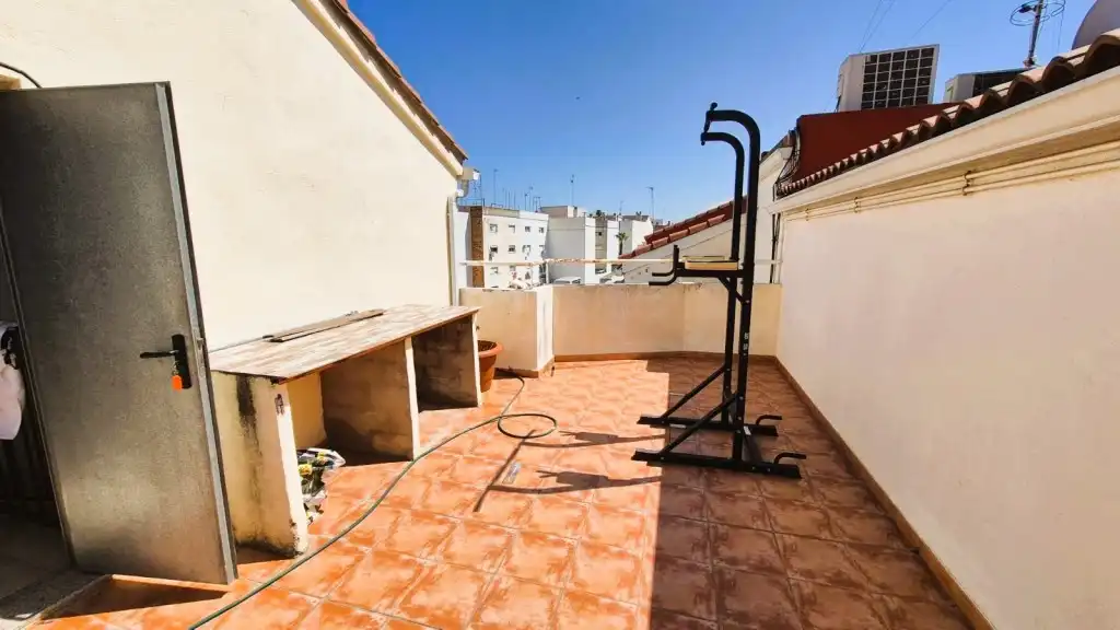 Terrassa de Àtic en venda en Rocafort amb Aire condicionat, Traster i Moblat