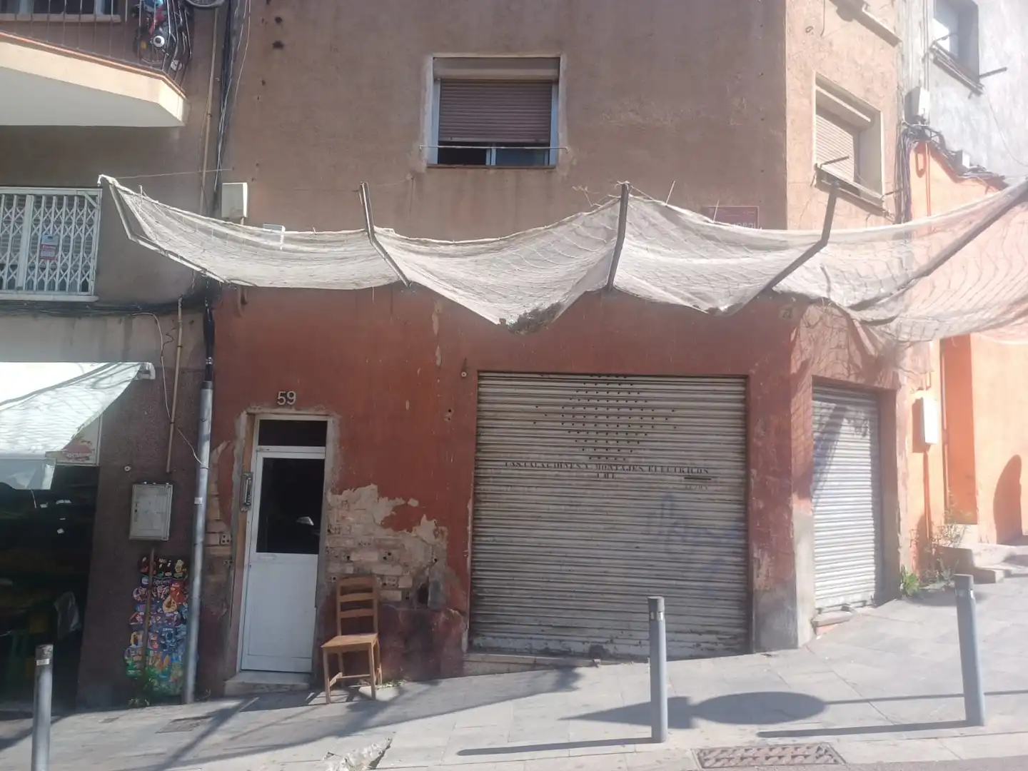 Vista exterior de Piso en venta en El Raval