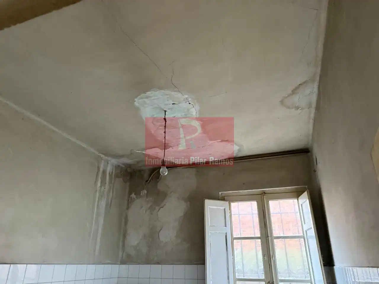 Casa o chalet en venta en León Capital  con Calefacción, Jardín privado y Trastero