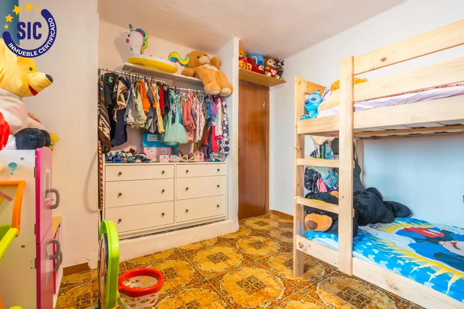 Habitación de Piso en venta en Valencia con Aire acondicionado y Calefacción