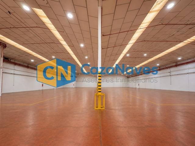 Nave industrial en Alquiler en Barrio de la Estación