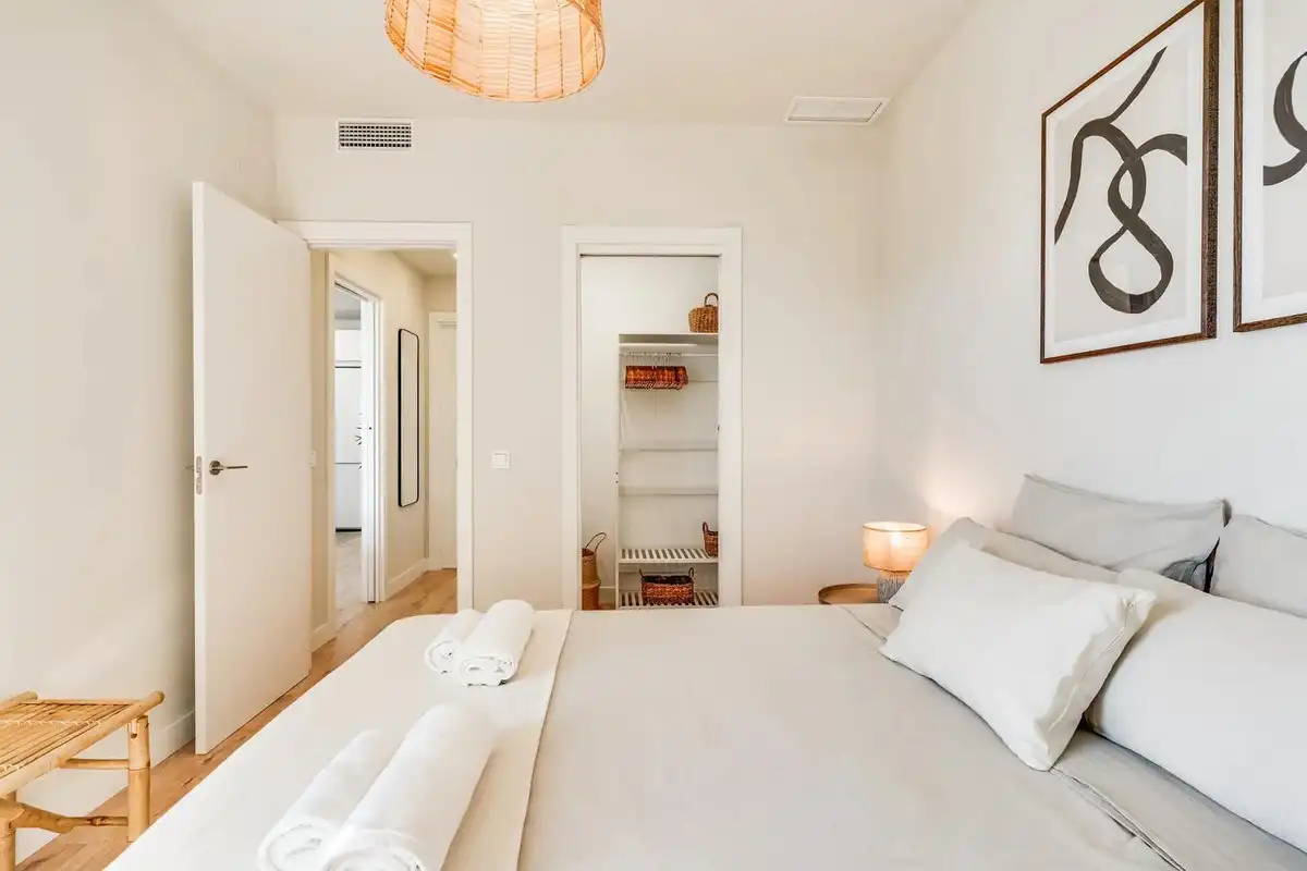 Dormitori de Apartament en venda en Málaga amb Piscina