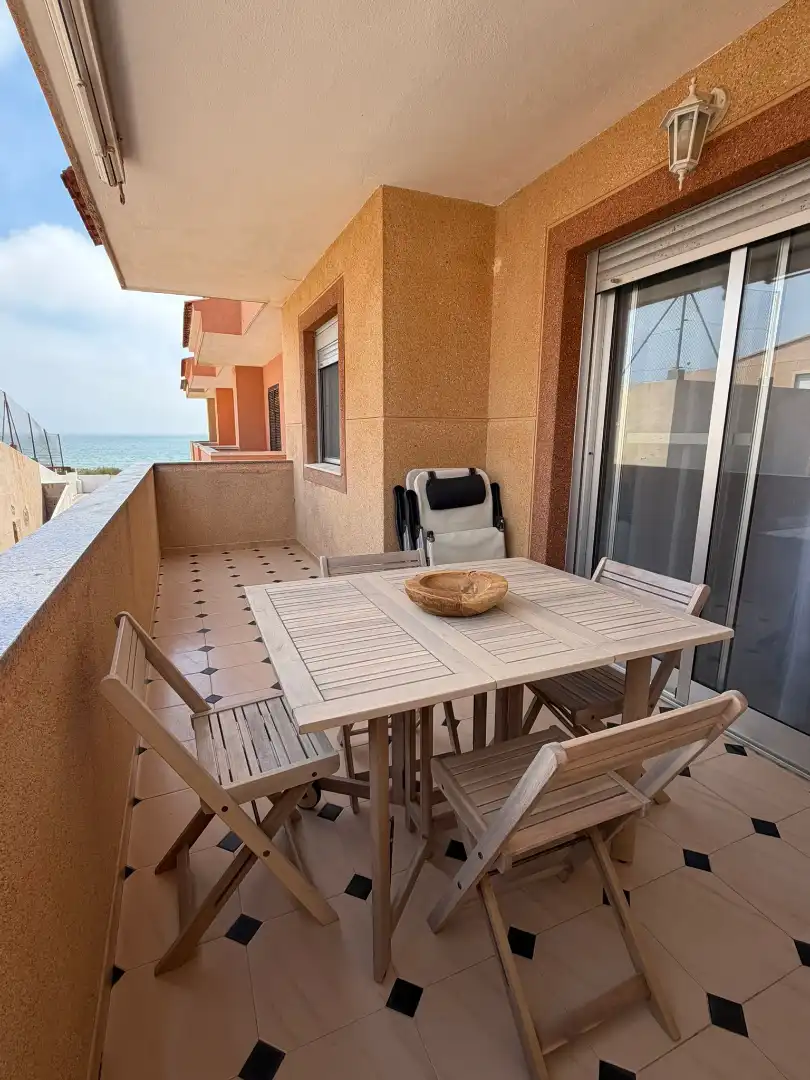Terrassa de Apartament de lloguer en Sueca amb Parquet, Terrassa i Moblat