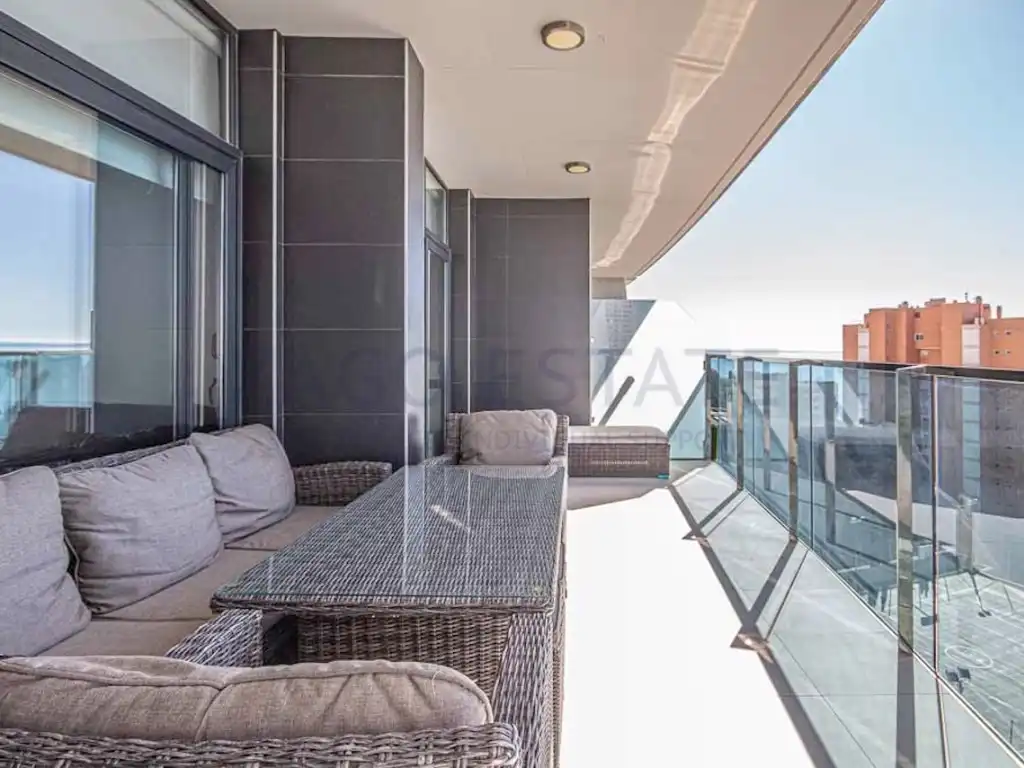 Wohnung zur Miete in Avenida Villajoyosa La, Playa Poniente