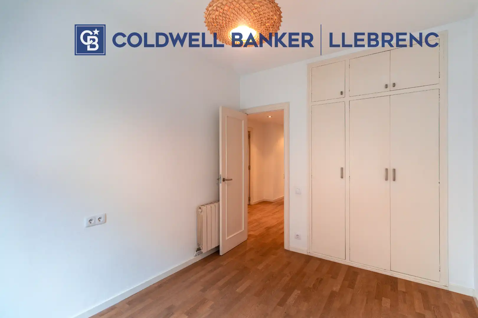 Piso en venta en Barcelona con Calefacción, Parquet y Terraza