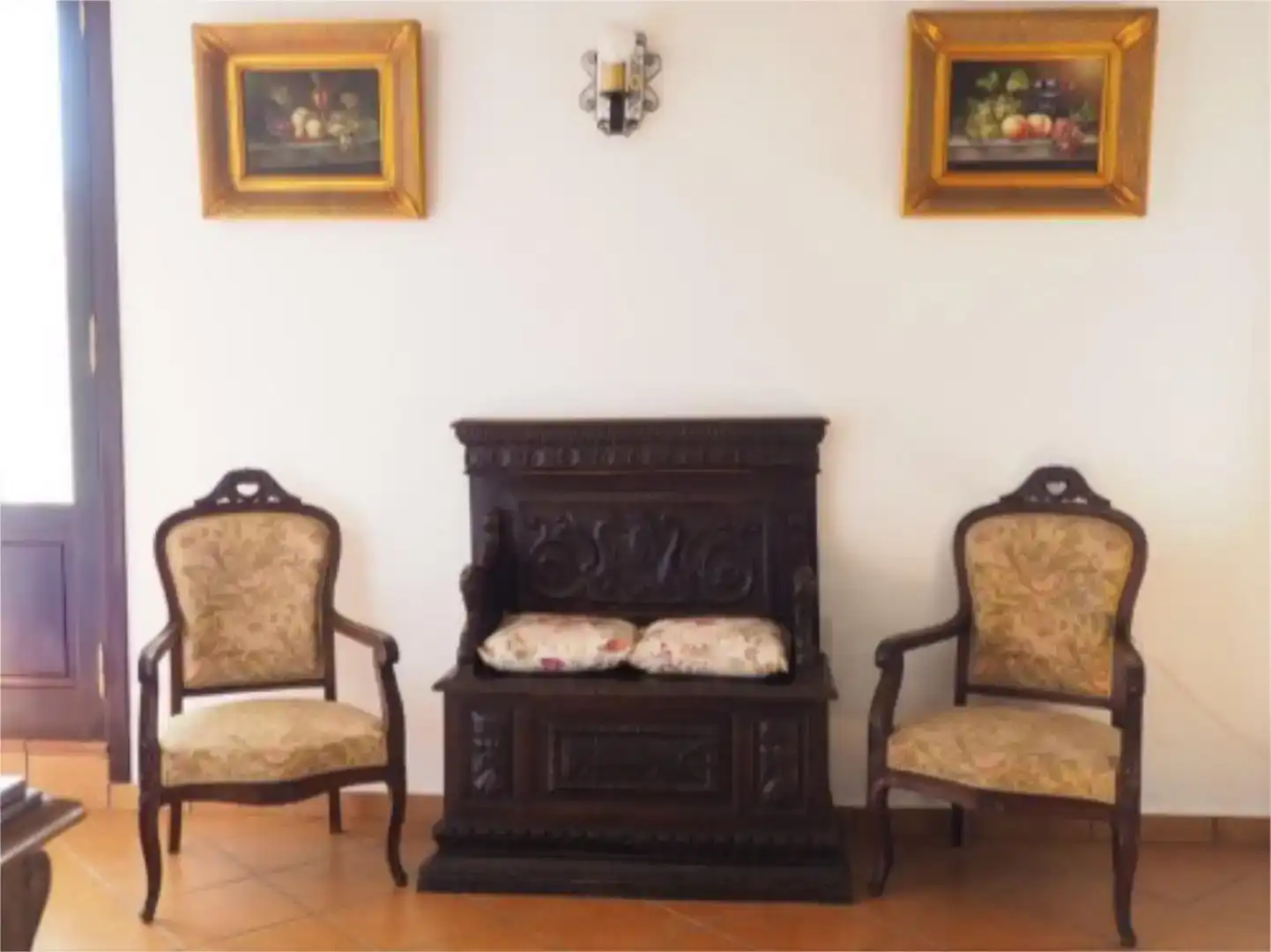 Sala d'estar de Finca rústica en venda en Munera amb Jardí privat, Piscina i Moblat