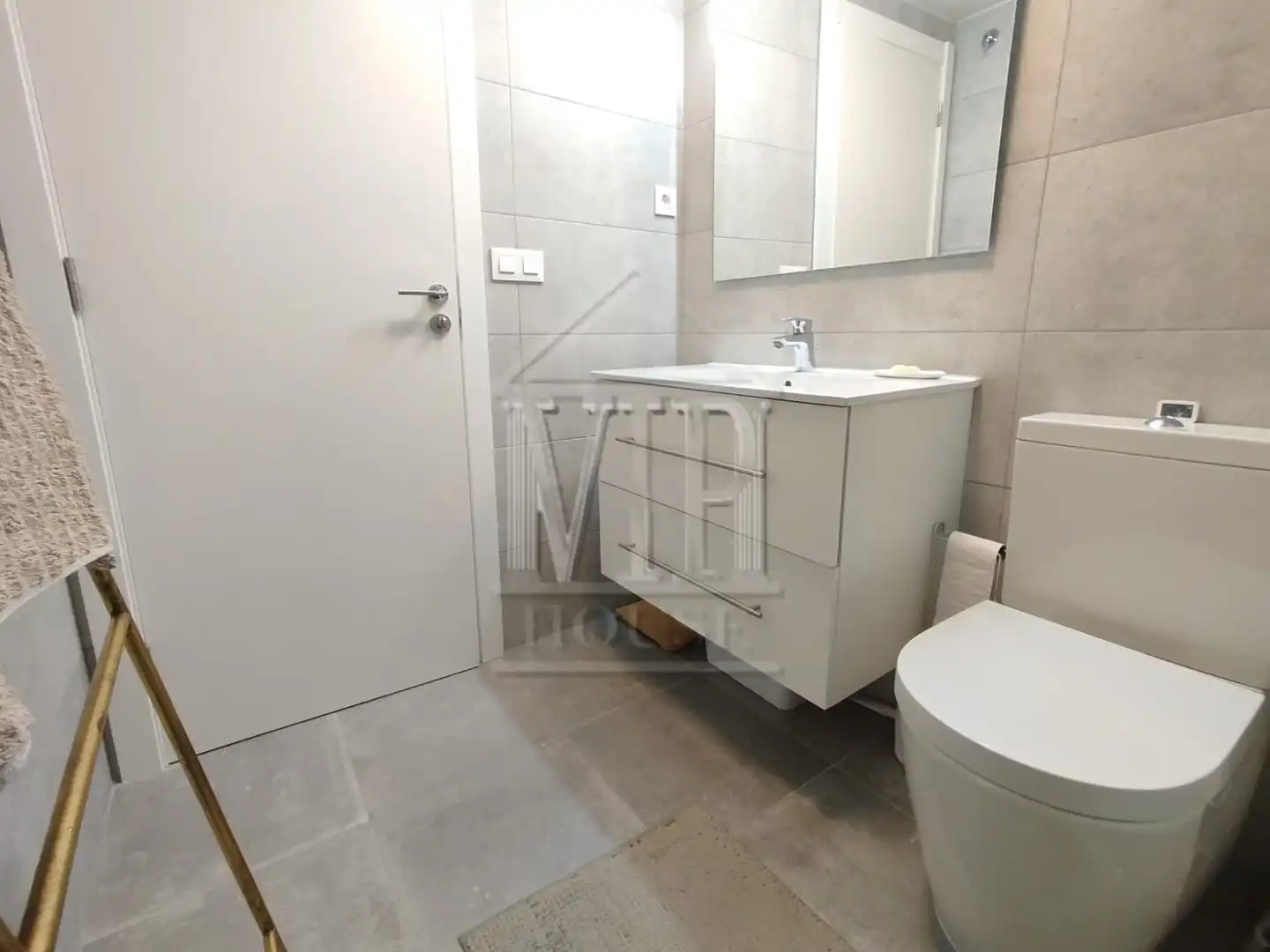 Baño de Piso en venta en Badalona con Aire acondicionado, Calefacción y Parquet