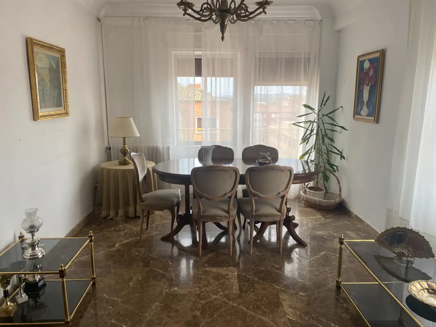 Comedor de Piso en venta en Huesca con Calefacción, Terraza y Trastero