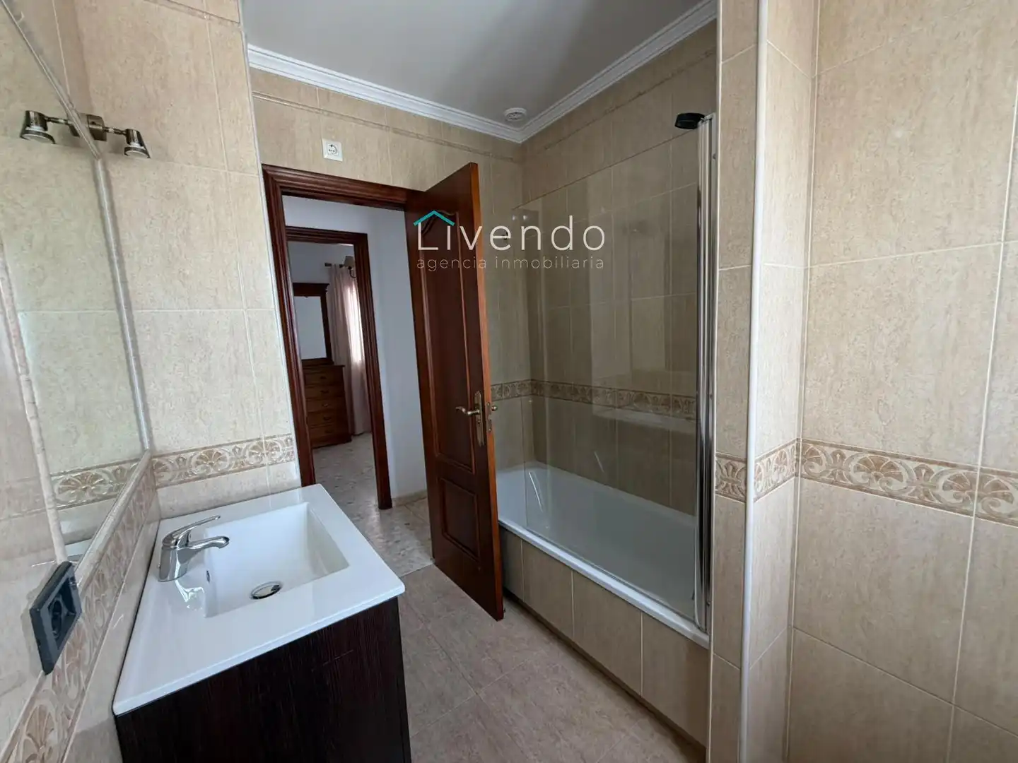 Bany de Casa o xalet en venda en Vejer de la Frontera amb Terrassa, Traster i Moblat