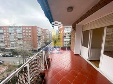 Wohnung mit Aufzug zum Verkauf in Avenida de Baviera
