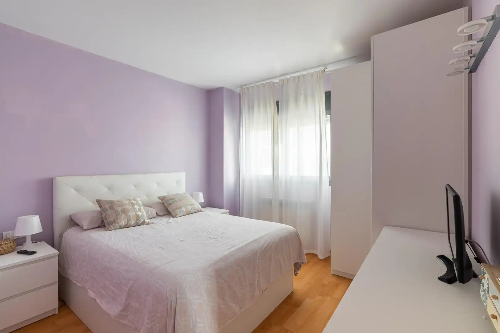 Habitación de Piso en venta en Viladecans con Aire acondicionado, Calefacción y Jardín privado