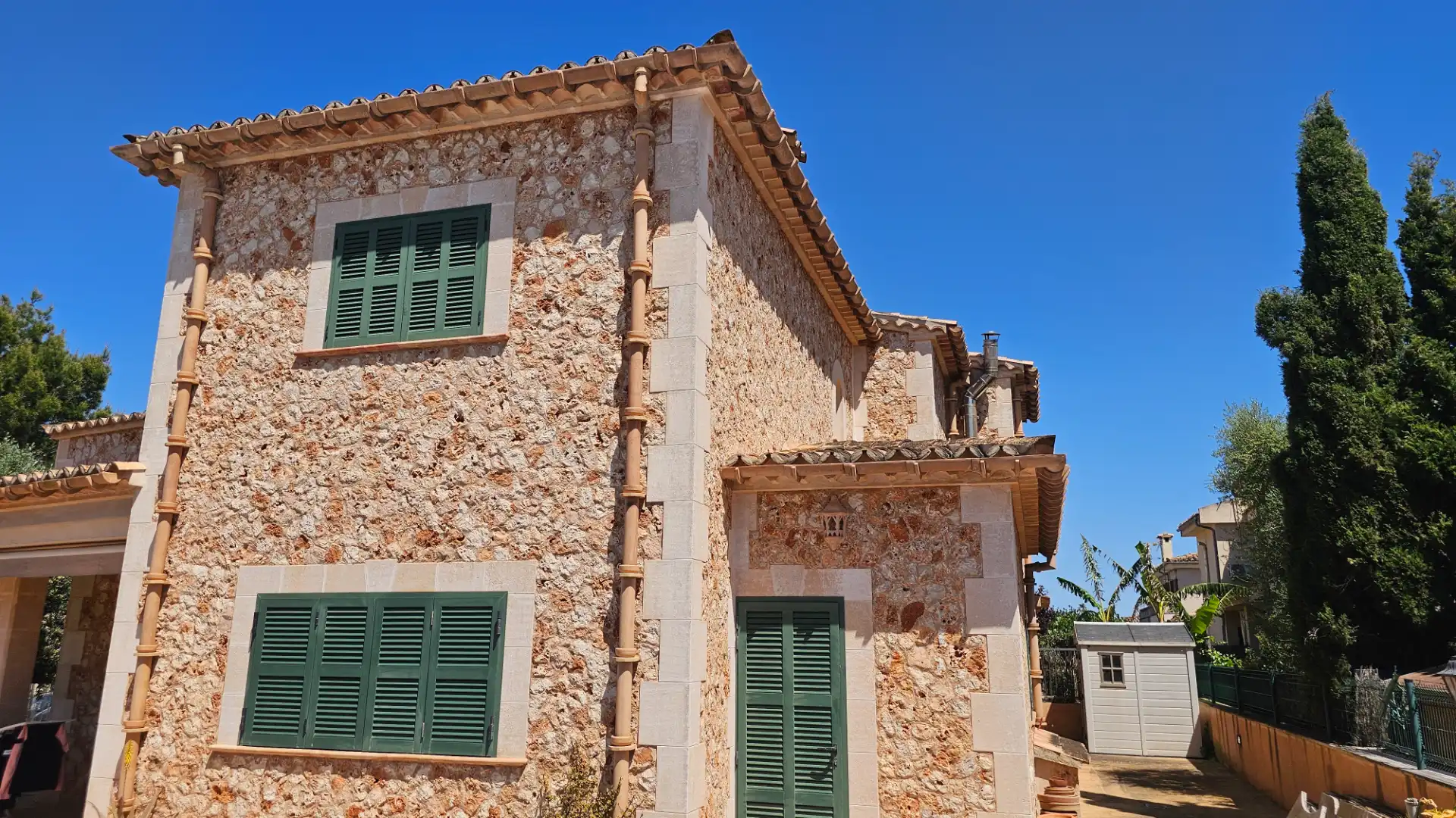 Vista exterior de Casa o xalet en venda en Marratxí amb Aire condicionat, Calefacció i Jardí privat