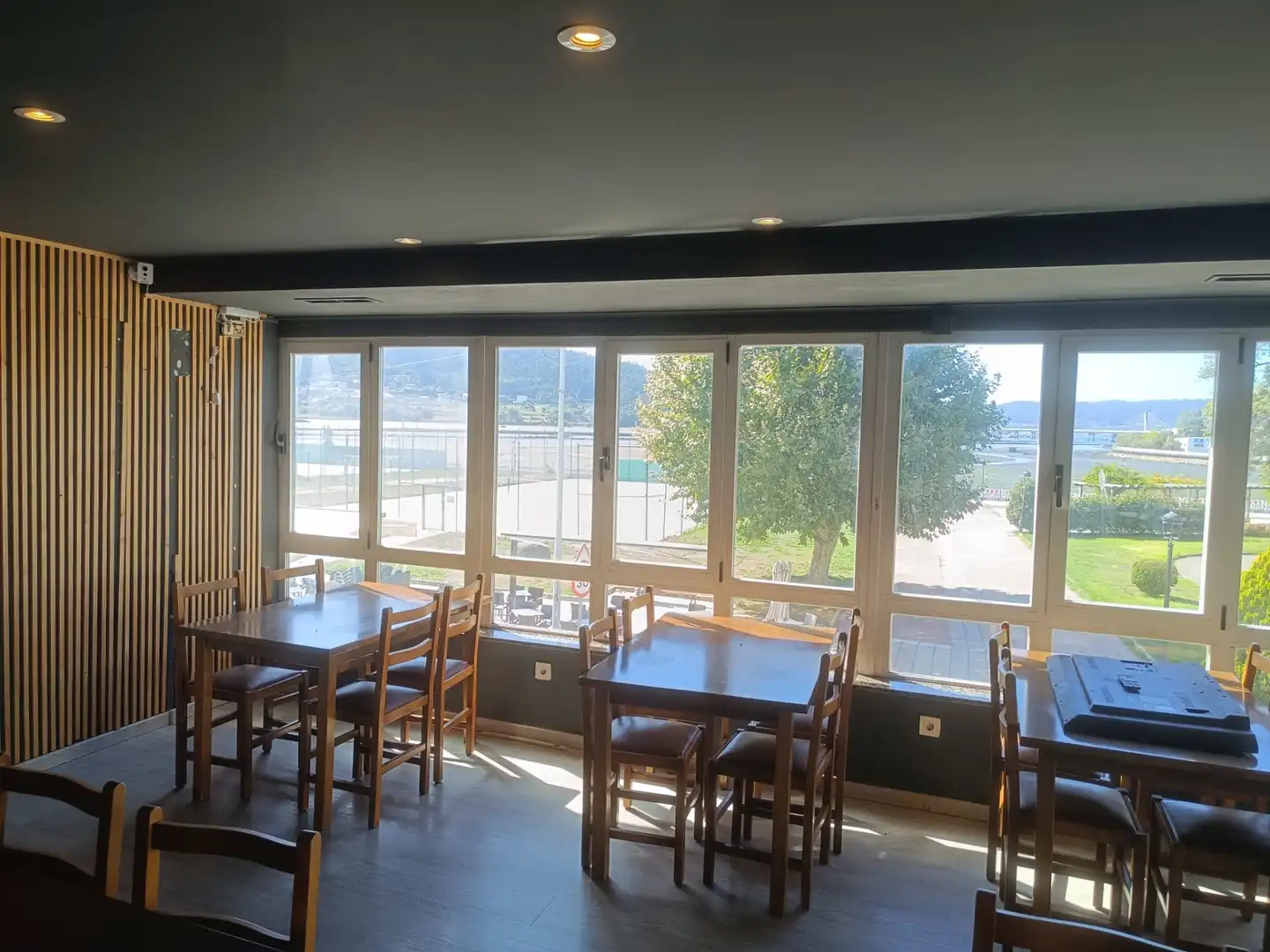 Local comercial en venta en Rúa Pintor Xenaro Carrero 24, imagen 5