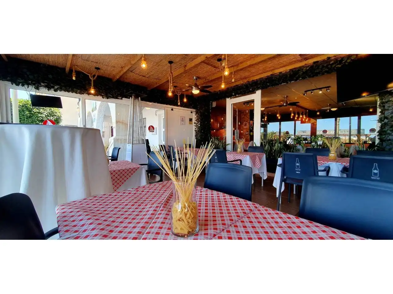 Local comercial en traspaso en Aguadulce, imagen 38