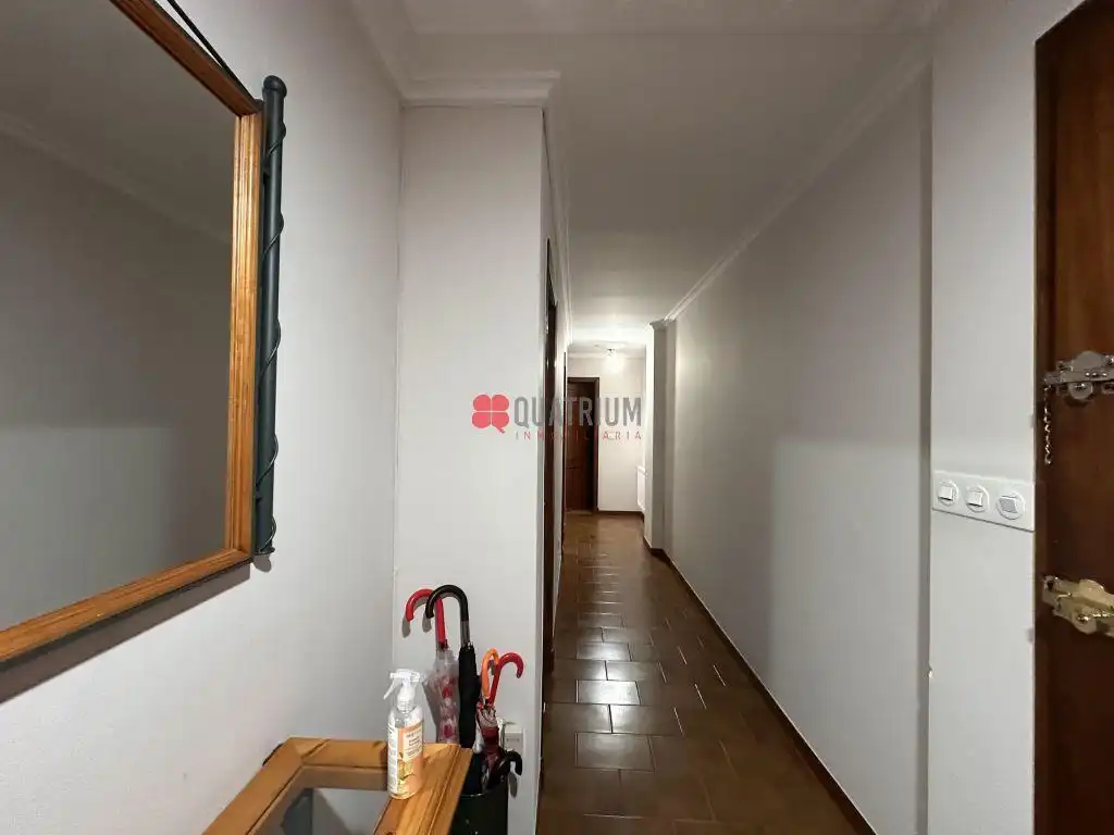 Piso en venta en Ourense Capital  con Calefacción, Trastero y Balcón