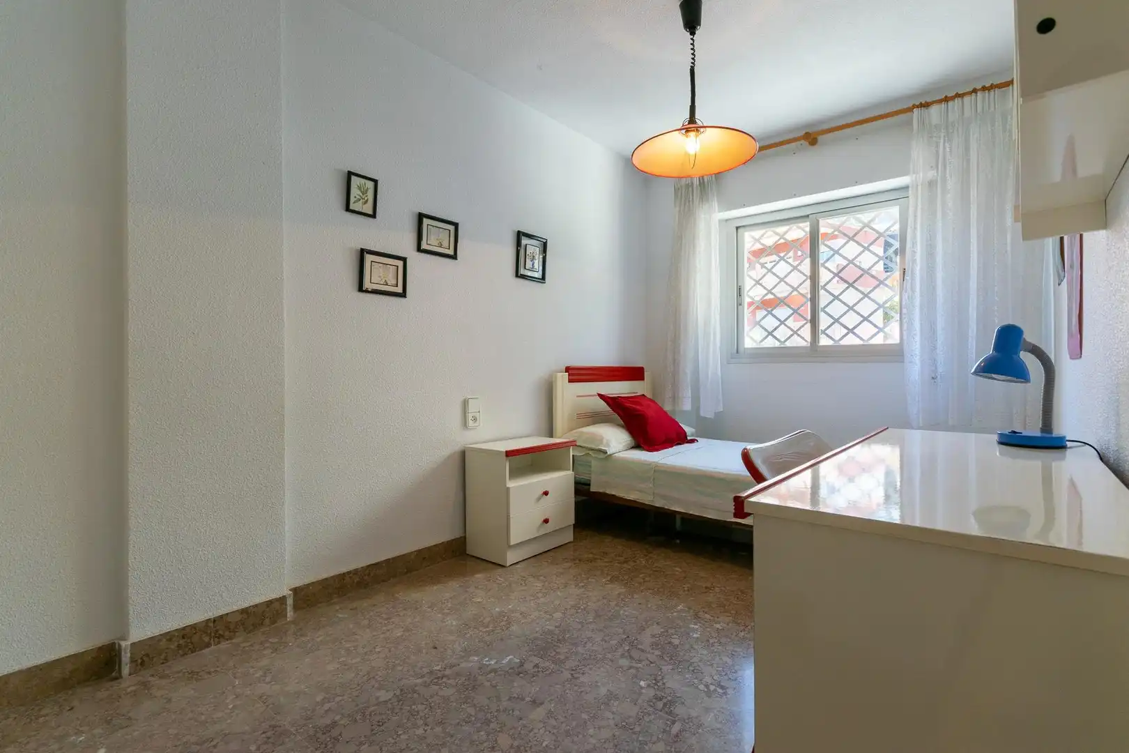 Habitación de Casa adosada en venta en Santa Pola con Jardín privado y Terraza