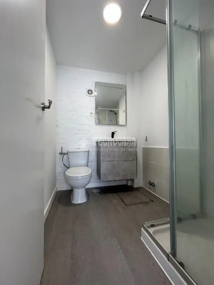 Bathroom of Flat for sale in Alcobendas  with Air Conditioner and Heating