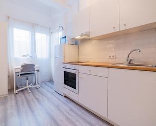 Kitchen of Apartment to share in  Valencia Capital  with Furnished, Washing machine and Microwave