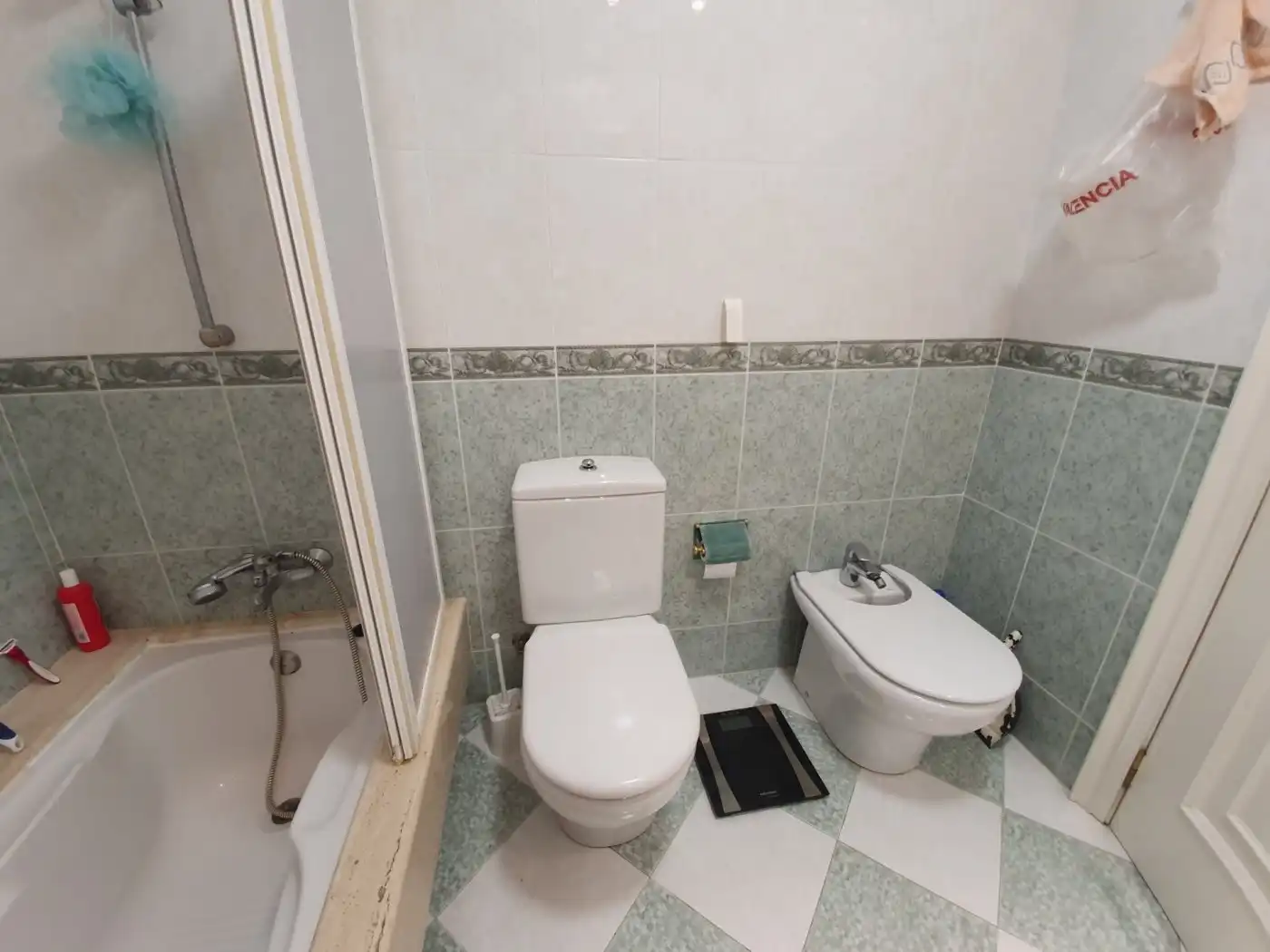 Baño de Casa o chalet en venta en Chiva con Calefacción, Jardín privado y Terraza