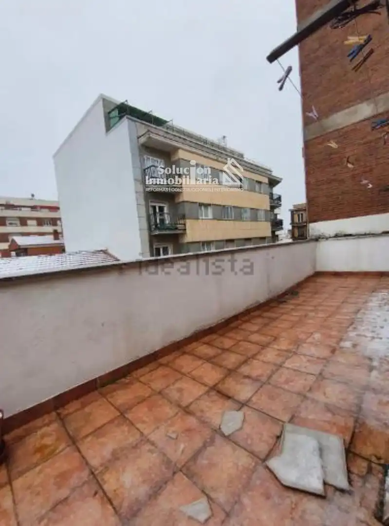 Àtic amb ascensor en venda a San Bernardo - Carmelitas - Campus, imagen 4