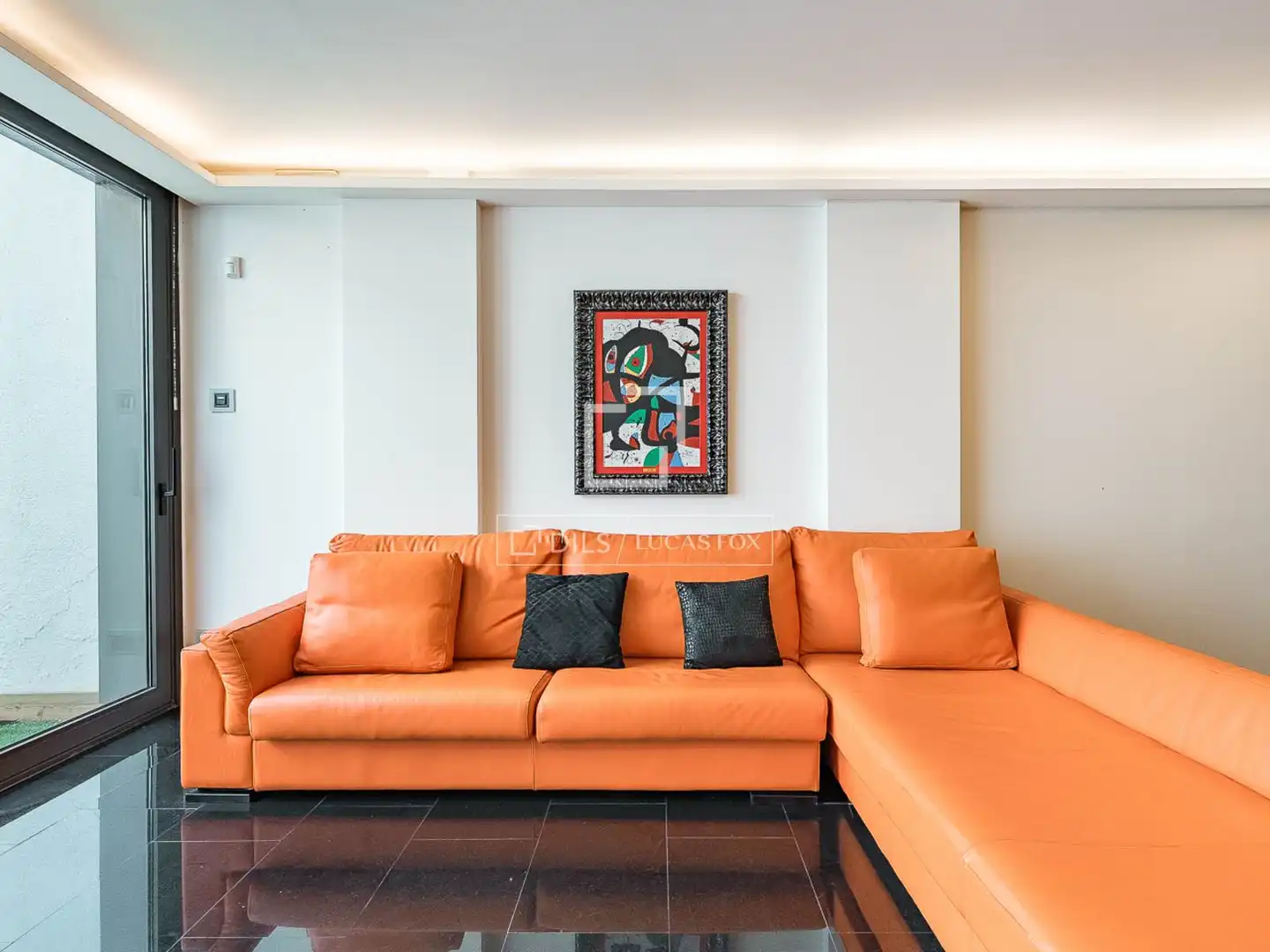 Sala d'estar de Casa o xalet en venda en Barcelona amb Aire condicionat, Calefacció i Terrassa