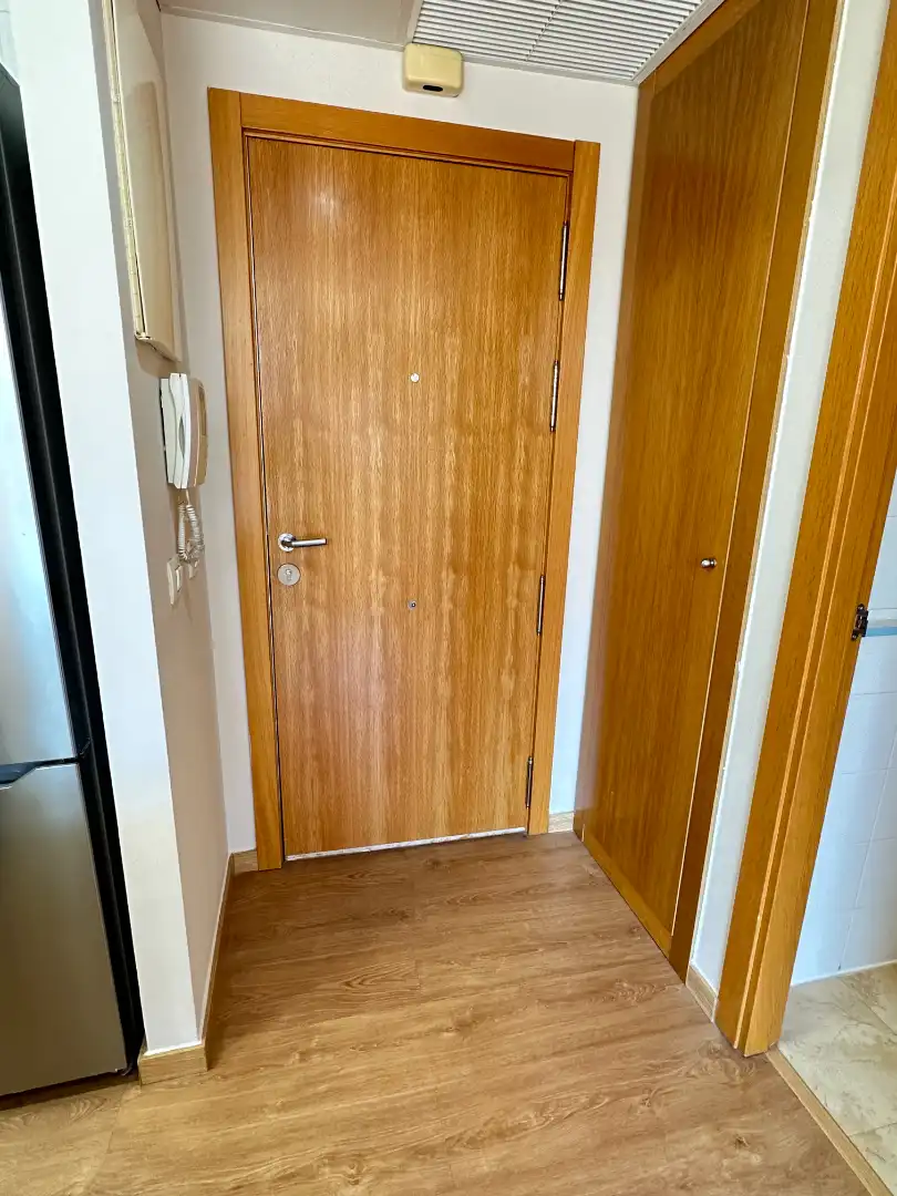 Flat for rent in Madrid  with Air Conditioner, Heating and Storage room
