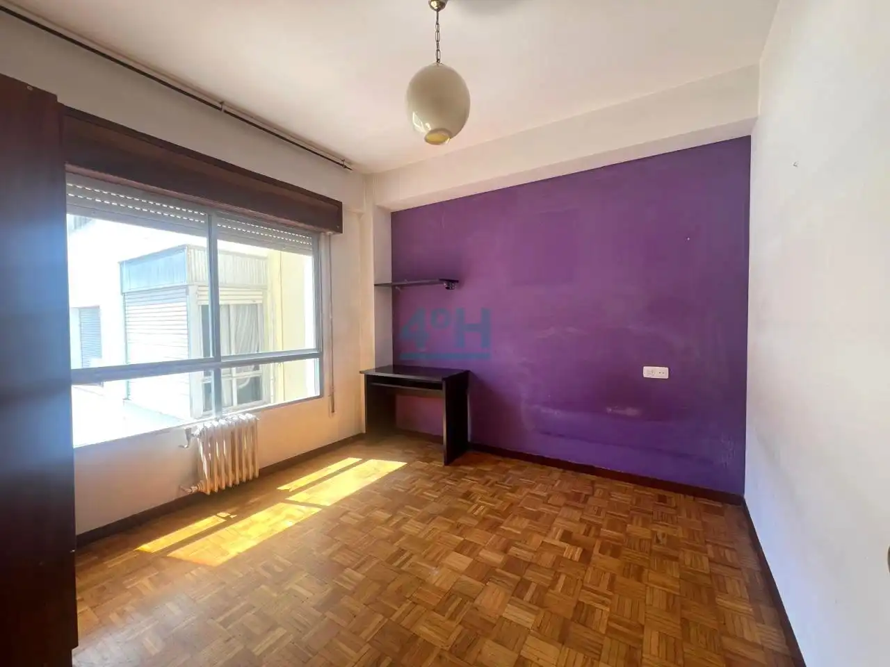Habitación de Piso en venta en Ourense Capital  con Calefacción y Balcón
