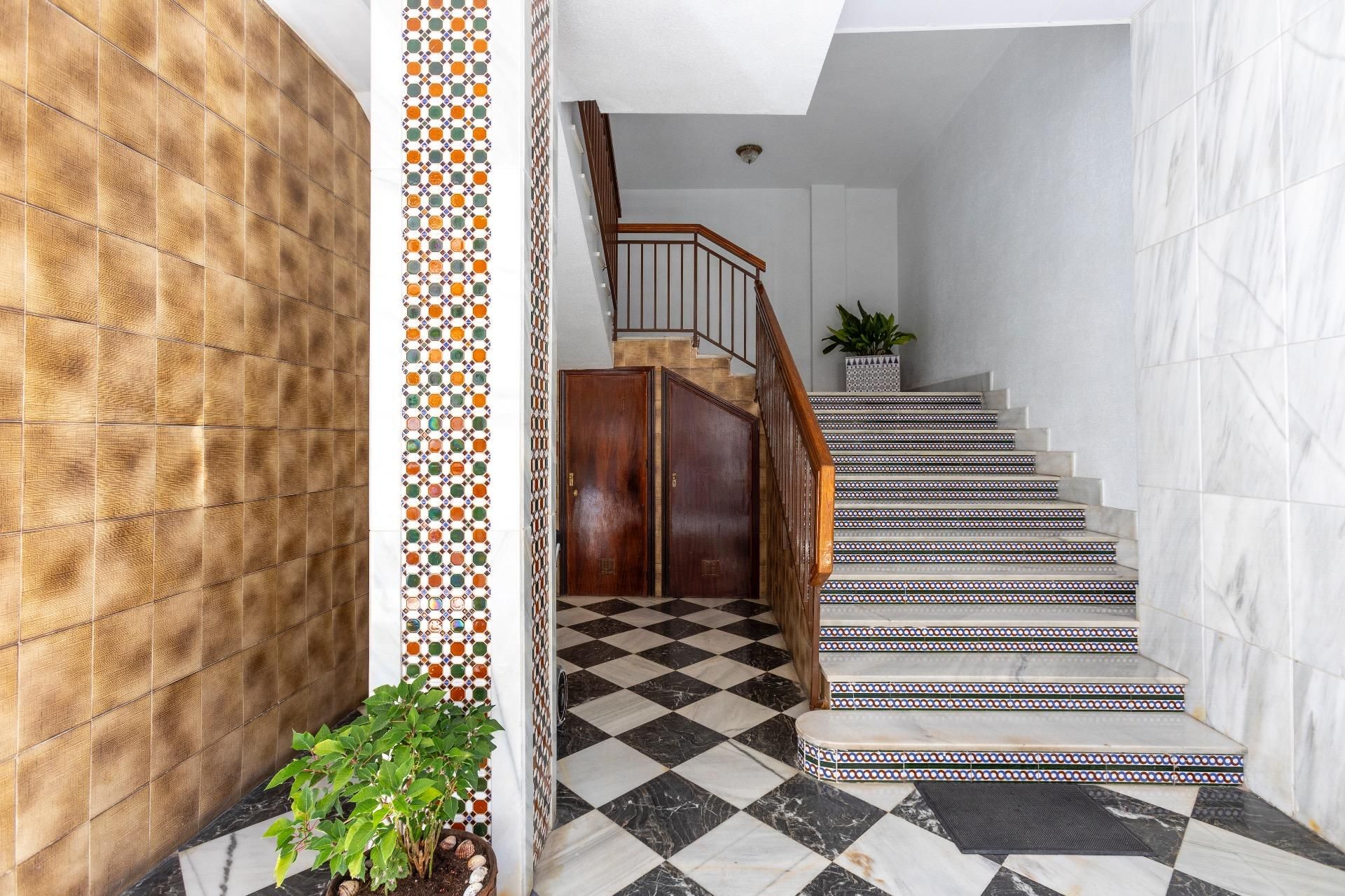 Flat for sale in Almuñécar  with Air Conditioner and Terrace