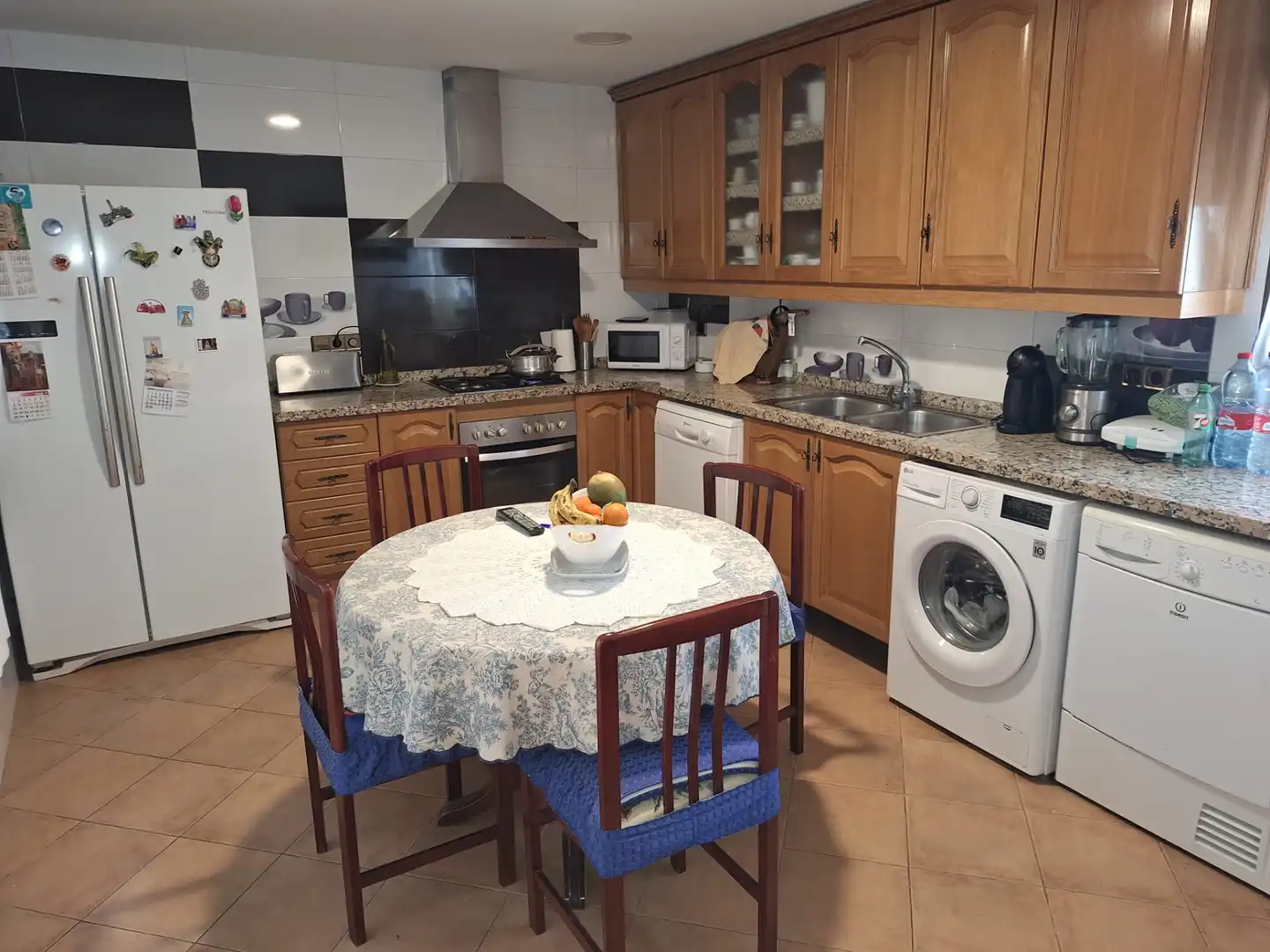 Cocina de Casa o chalet en venta en Alicante / Alacant con Aire acondicionado, Jardín privado y Terraza