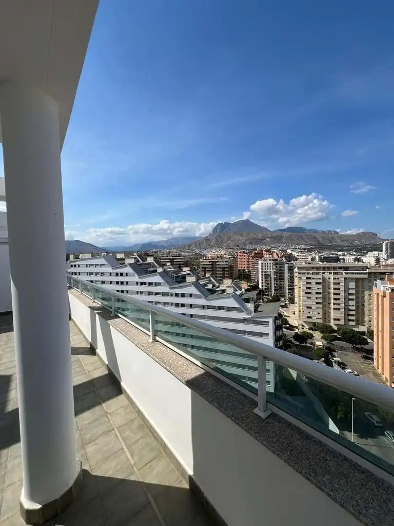 Penthouse with pool for sale in La Cala de Villajoyosa, imagen 12