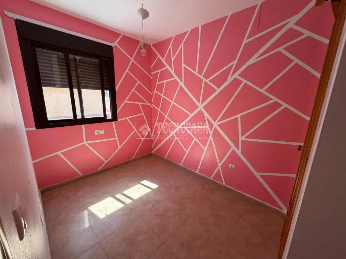 Dormitori de Casa adosada en venda en Chiclana de la Frontera amb Terrassa